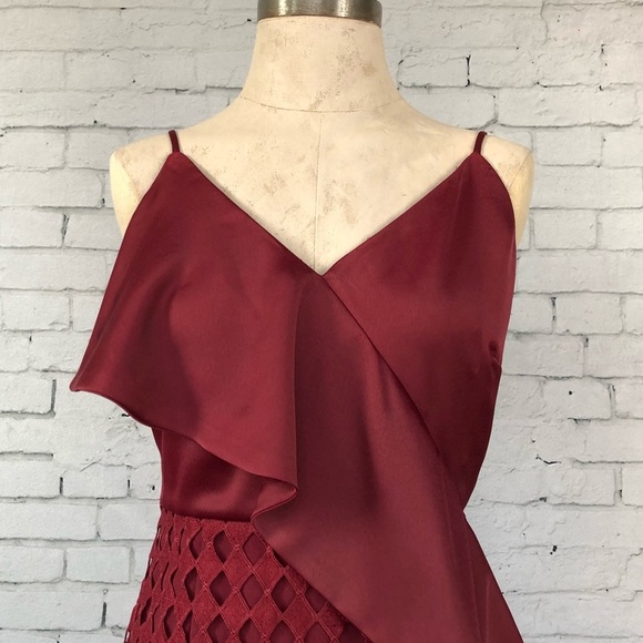 NEW Lucy Paris ‘Brendan’ Ruffle Cocktail Dress - Picture 2 of 8